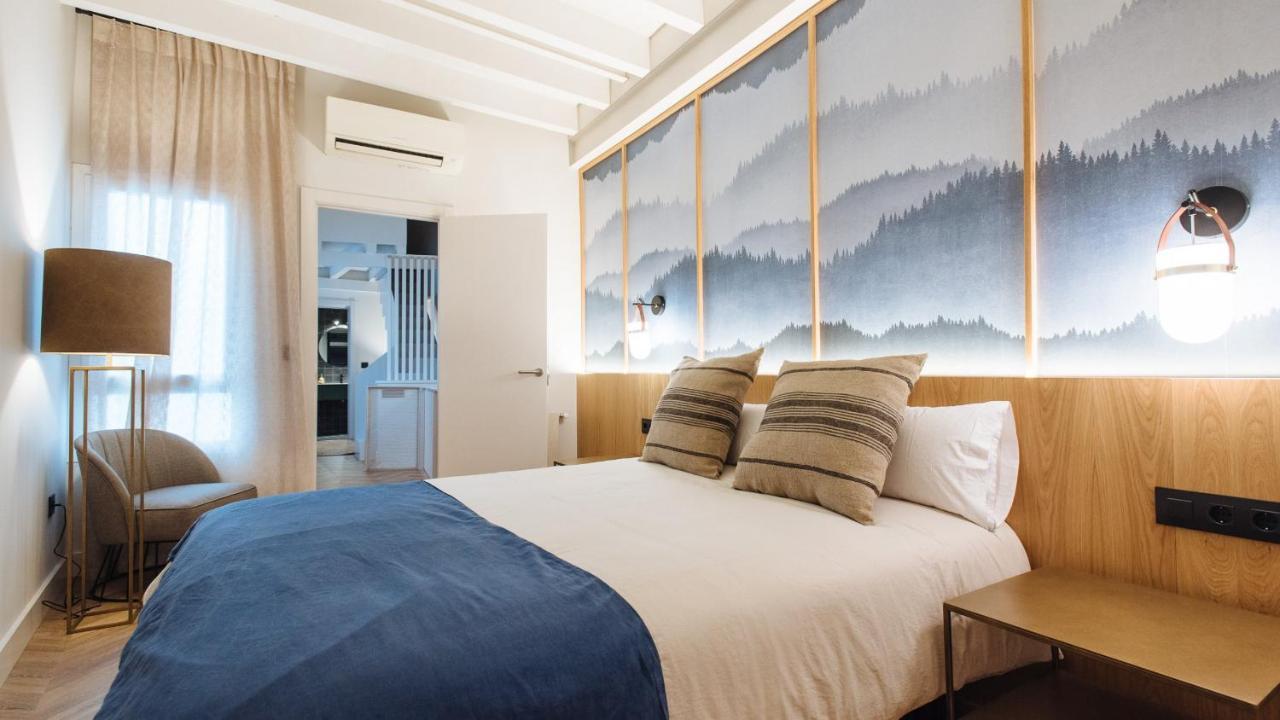 R26 Suites Sevilla Exteriör bild