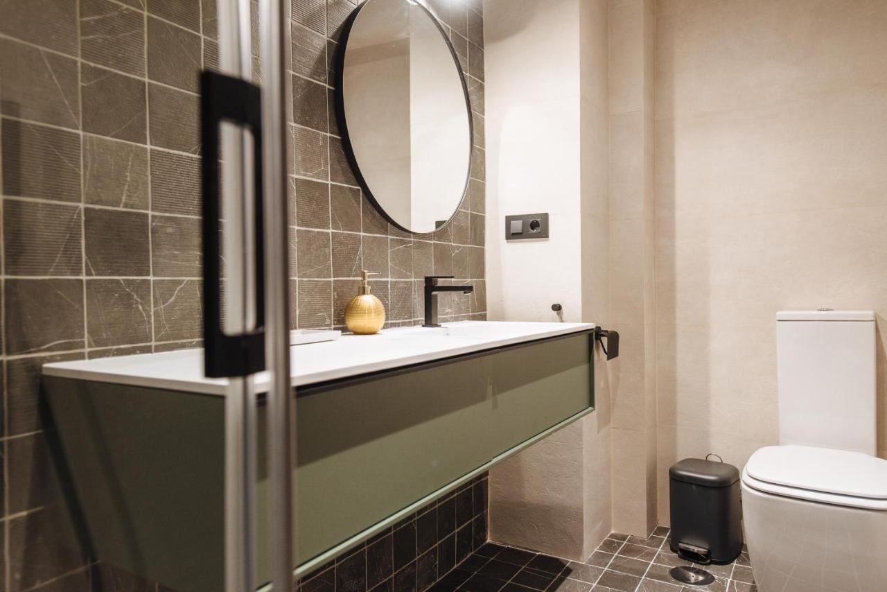 R26 Suites Sevilla Rum bild